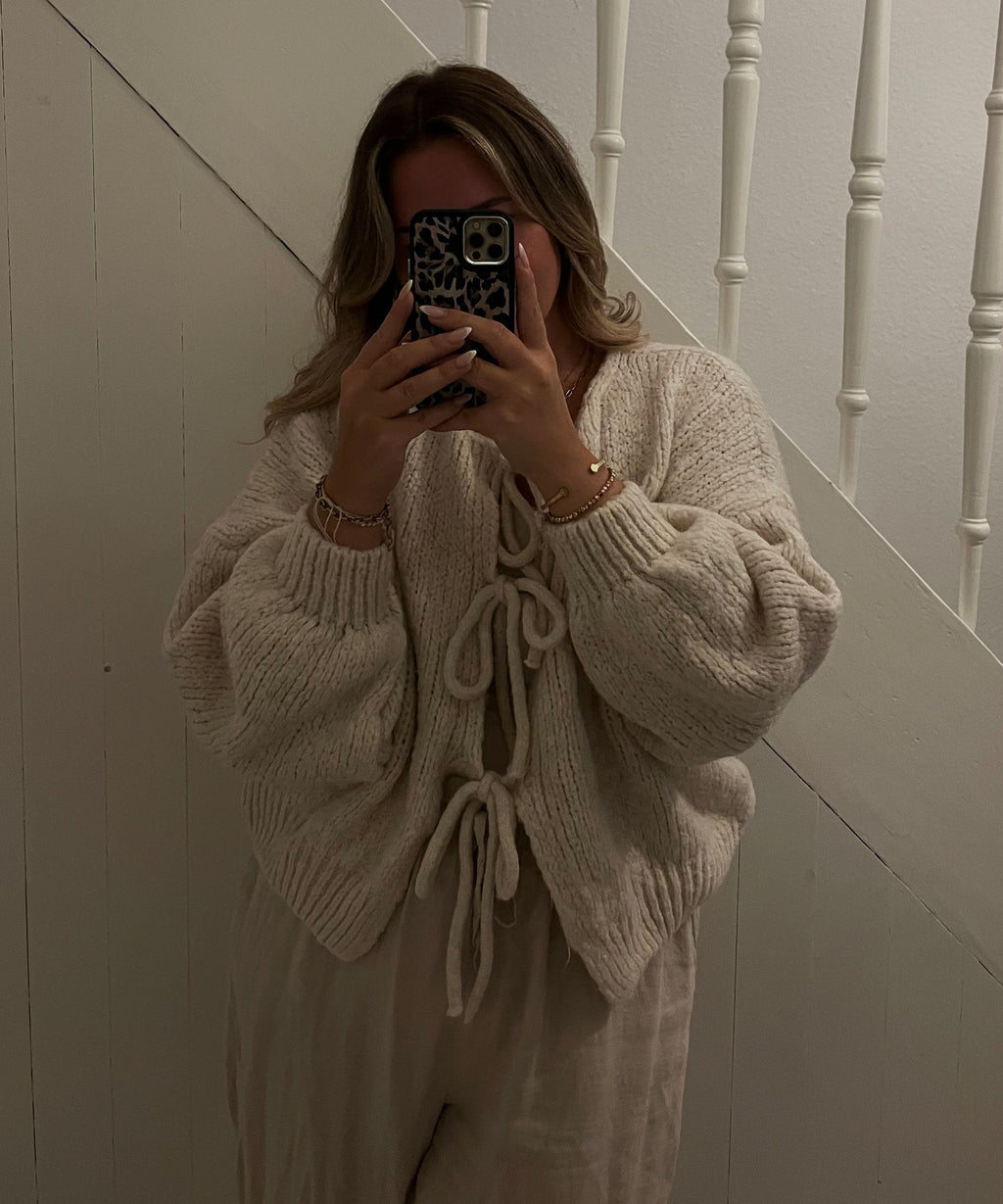 Irene - Cardigan de Lazos